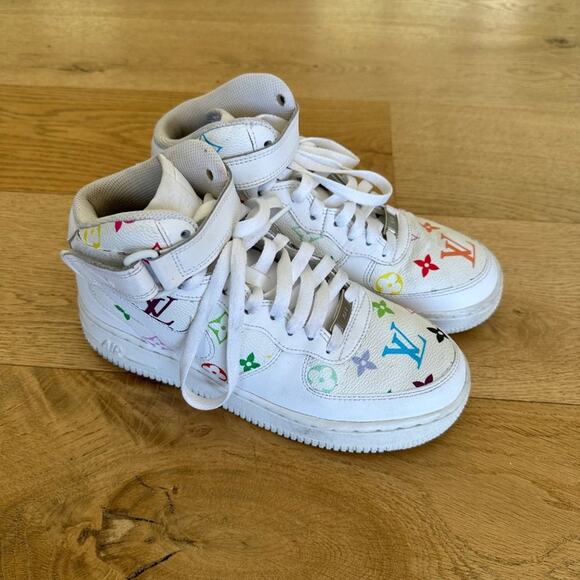 Nike Air Force 1 High Top Boys Youth Sneaker with Painted Graphic in White and M - Picture 1 of 7